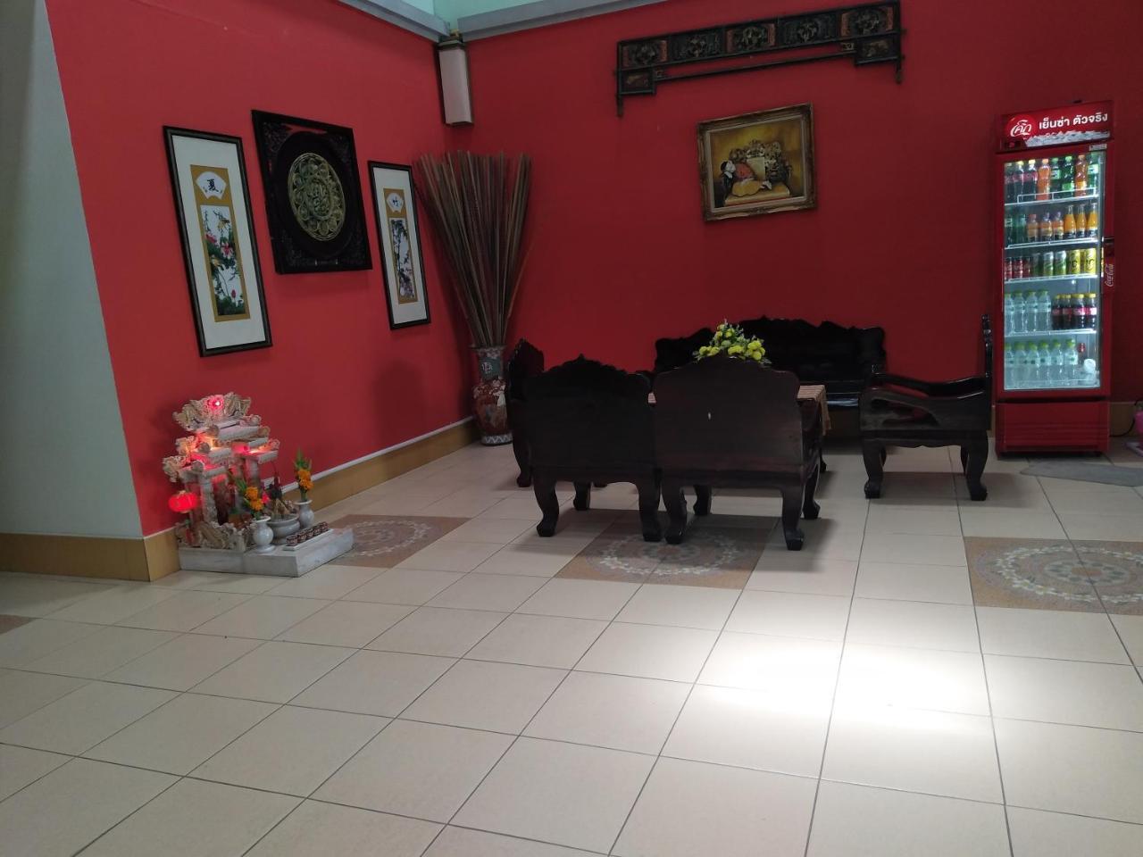 I Na Seaview Hostel ระยอง ภายนอก รูปภาพ